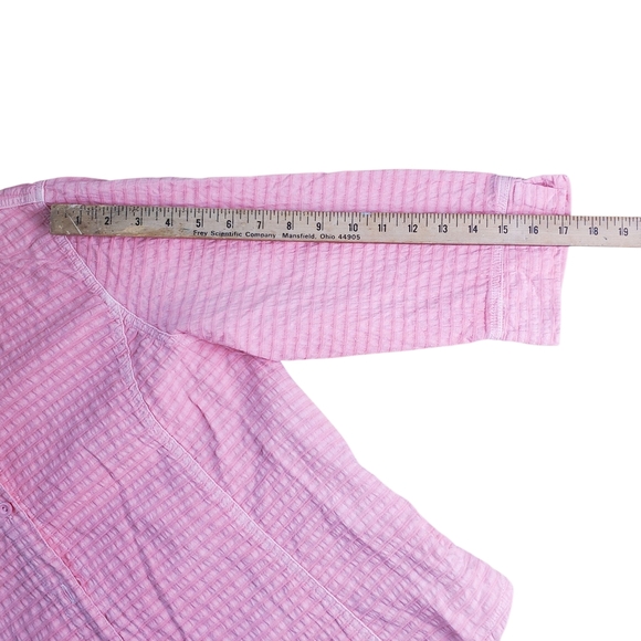 Focus Pink Button Down Shirt. Collar and Relaxed Fit. Seersucker/Guazy Cotton. M - Picture 6 of 8